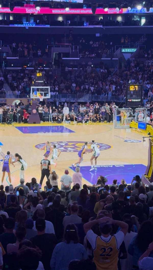 Crypto.com Arena, section: 116, row: 20, seat: 17