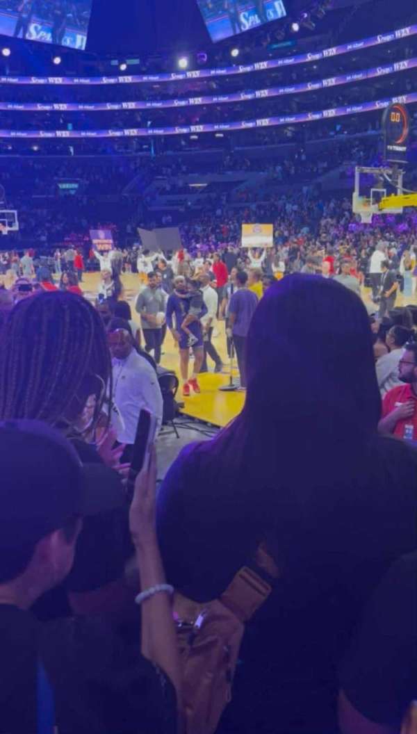 Crypto.com Arena, section: 117, row: 4, seat: 8