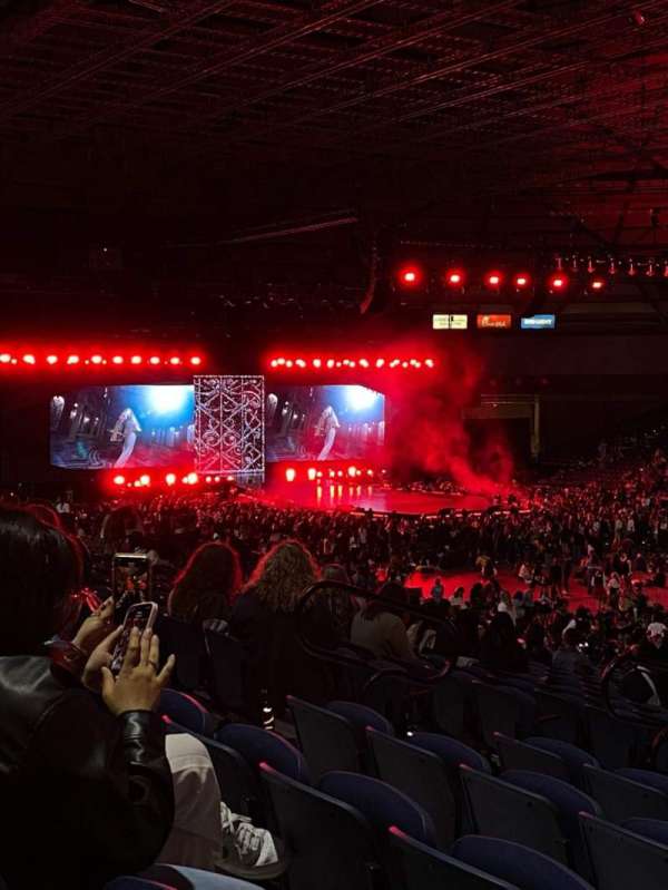Tacoma Dome, row: EE