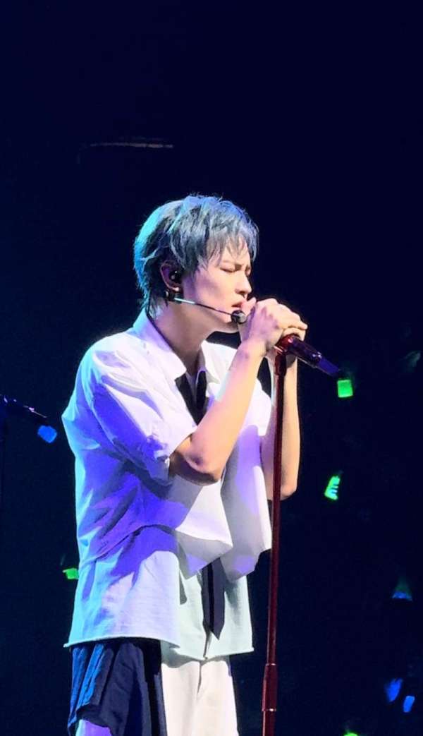 Oakland Arena, section: Main Floor, row: F, seat: 10