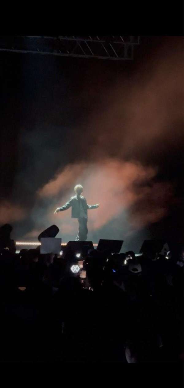 WaMu Theater, section: EE, row: 4, seat: 1