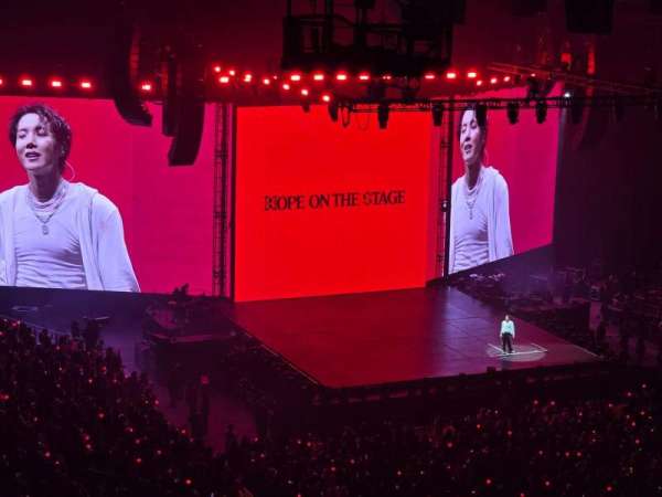Oakland Arena, section: 212, row: 9, seat: 6