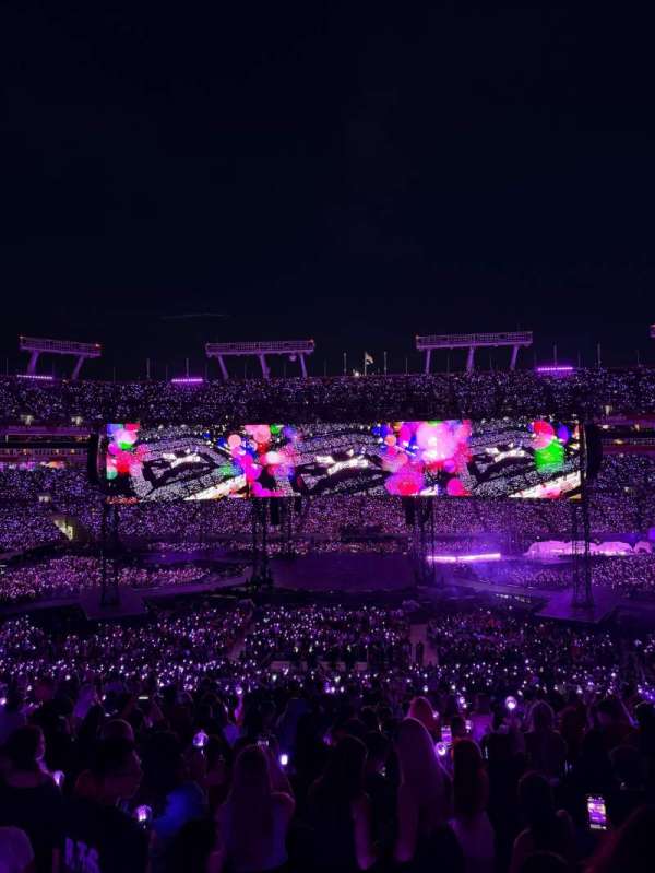 Raymond James Stadium, section: 211, row: WC, seat: 1-3