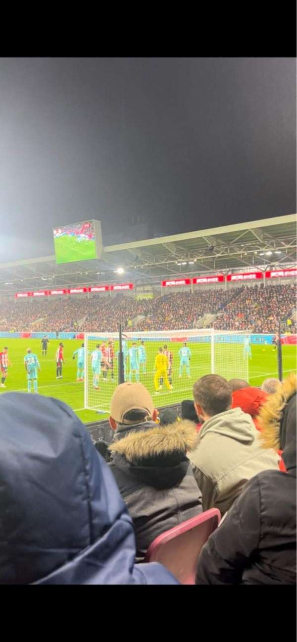 Gtech Community Stadium, section: E112, row: 7, seat: 390
