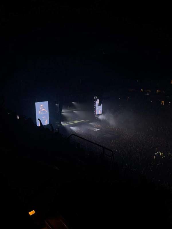 Target Center, section: 208, row: J, seat: 7