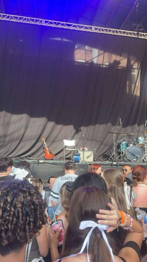 jannus live, section: GA