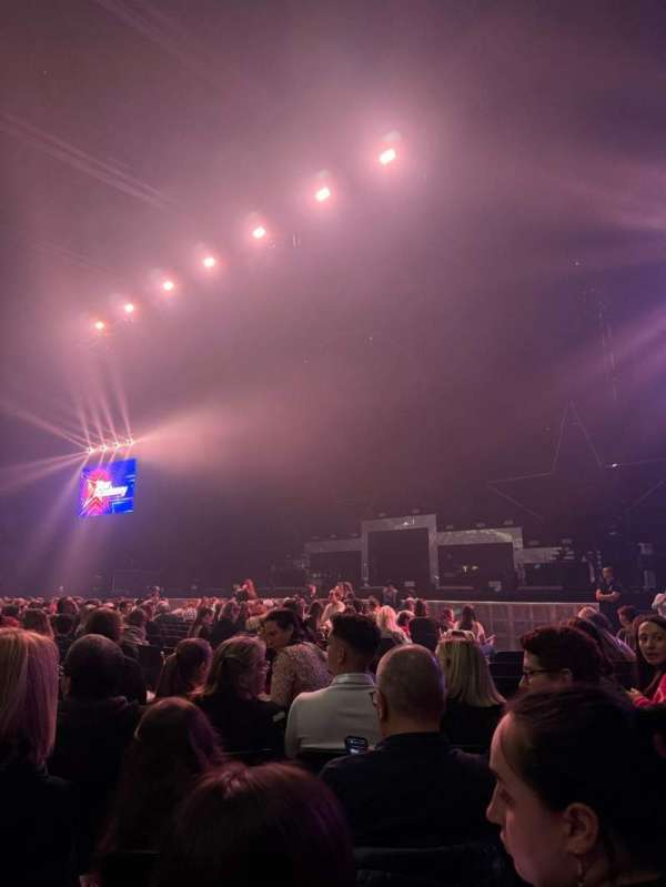 Arkéa Arena, section: 028, row: V, seat: 104