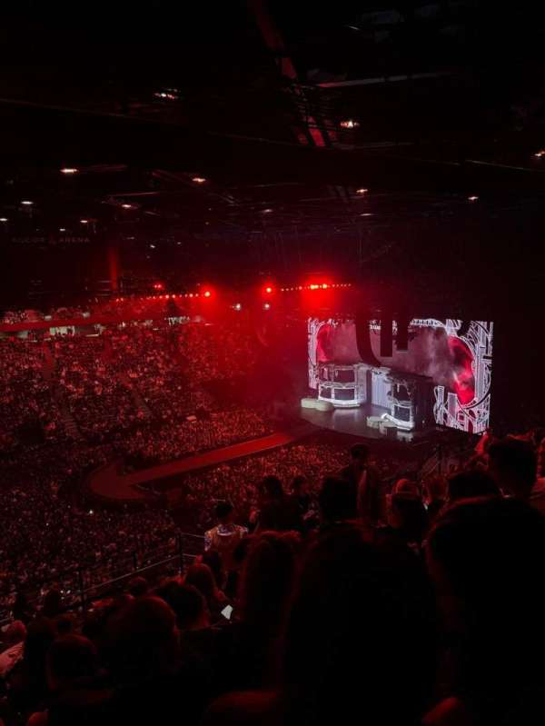 Accor Arena, section: Balcon E, row: 92, seat: 19