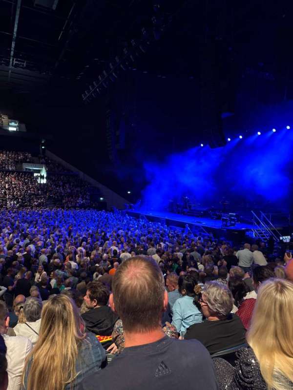 Royal Arena, section: 103, row: 15, seat: 31