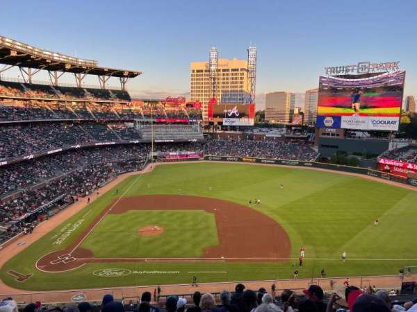 Truist Park, section: 320, row: 9