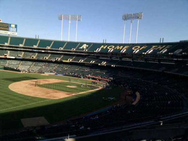 Oakland Coliseum, section: 227, row: 11, seat: 22