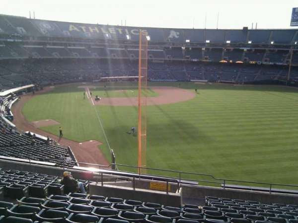 Oakland Coliseum, section: 202, row: 14, seat: 16