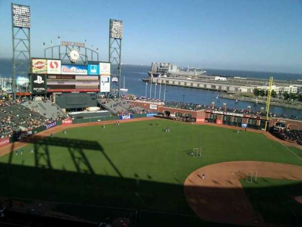 Oracle Park, section: VR325, row: 9, seat: 4
