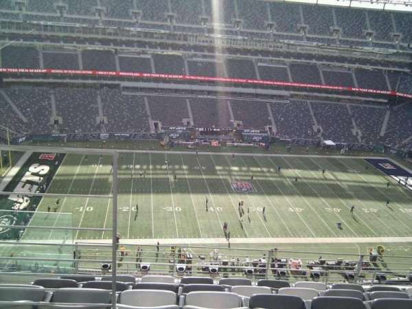 MetLife Stadium, section: 315, row: 10, seat: 18