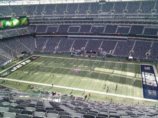 MetLife Stadium, section: 311, row: 26, seat: 15