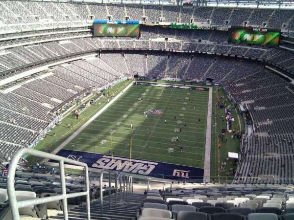 MetLife Stadium, section: 350, row: 24, seat: 29