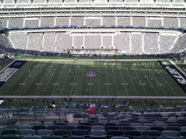 MetLife Stadium, section: 338, row: 19, seat: 23