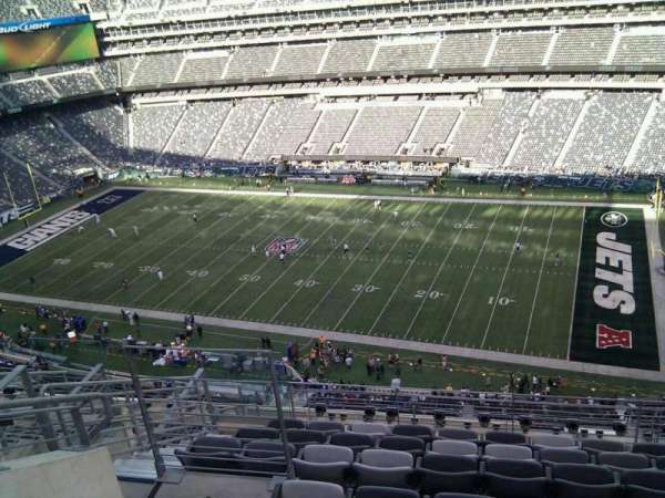MetLife Stadium, section: 335, row: 12, seat: 20