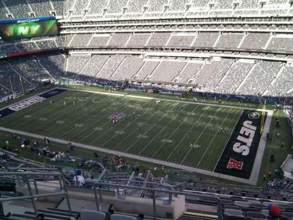 MetLife Stadium, section: 334, row: 16, seat: 23