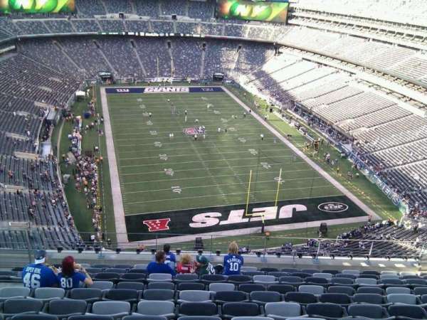 MetLife Stadium, section: 328, row: 15, seat: 17