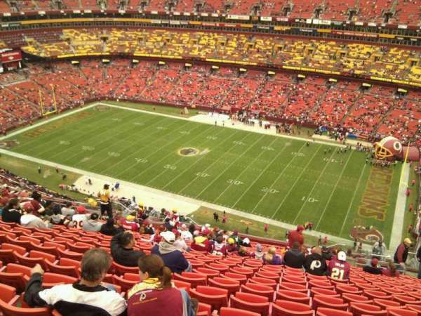 Northwest Stadium, section: 424, row: 25, seat: 9