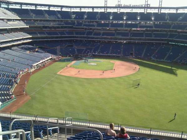 Citizens Bank Park, section: 302, row: 10, seat: 21