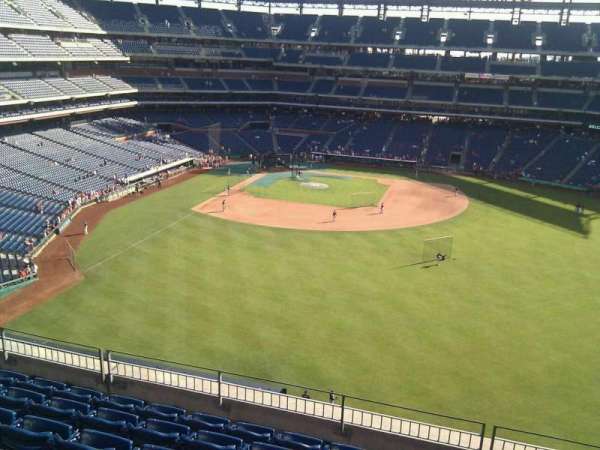 Citizens Bank Park, section: 302, row: 7, seat: 4
