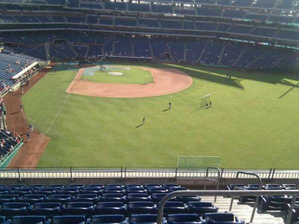 Citizens Bank Park, section: 304, row: 9, seat: 4