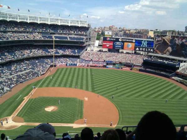 Yankee Stadium, section: 416, row: 10, seat: 9