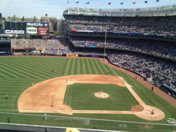 Yankee Stadium, section: 324, row: 4, seat: 15