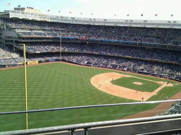 Yankee Stadium, section: 431b, row: 2, seat: 13