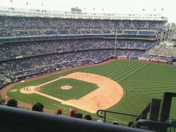 Yankee Stadium, section: 413, row: 7, seat: 1
