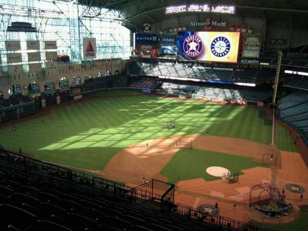 Daikin Park, section: 415, row: 12, seat: 10
