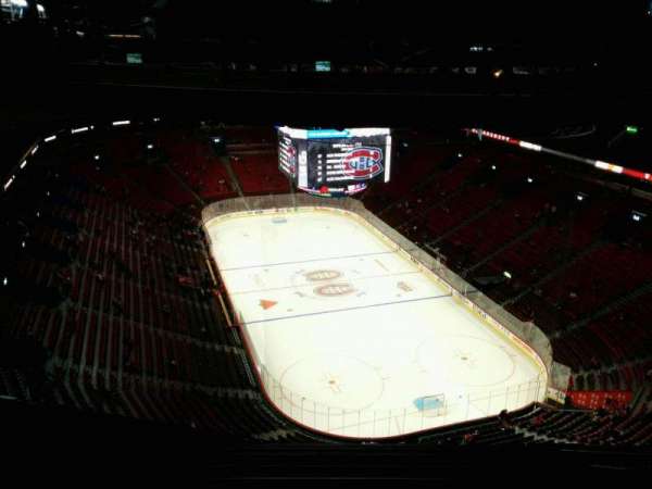 Centre Bell, section: 330, row: M, seat: 8