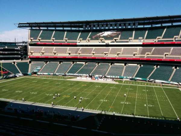 Lincoln Financial Field, section: c3, row: 14, seat: 16
