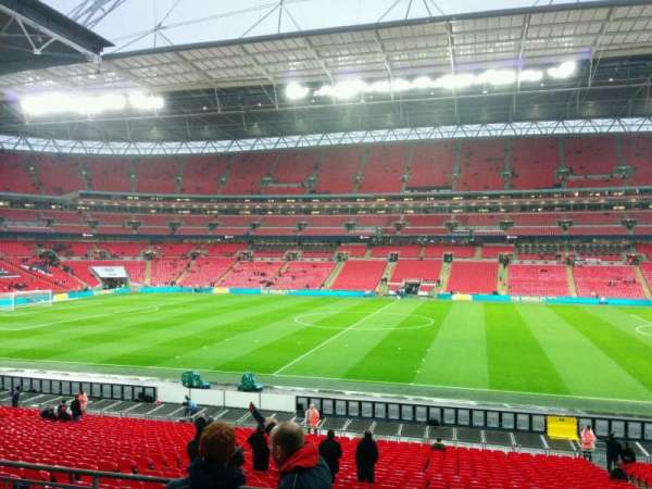 Wembley Stadium, section: 121, row: 33, seat: 290