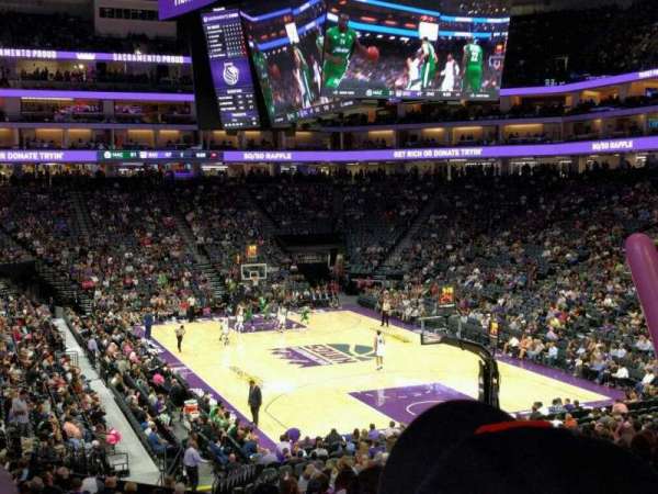 Golden 1 Center, section: 102, row: u, seat: 16