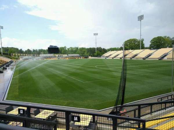 Fifth Third Bank Stadium, section: b4
