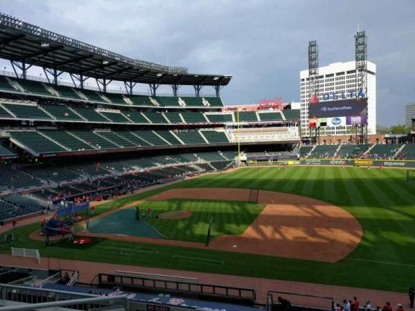 Truist Park, section: 217, row: 5, seat: 17