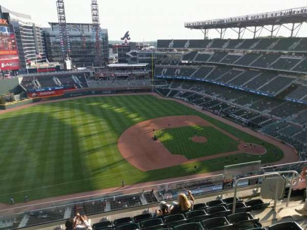 Truist Park, section: 437, row: 7, seat: 6