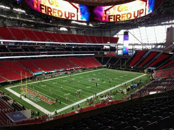 Mercedes-Benz Stadium, section: 218, row: 9, seat: 16