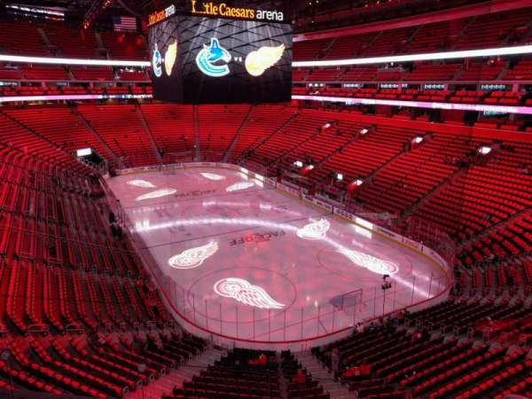 Little Caesars Arena, section: m5, row: d, seat: 16