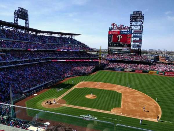 Citizens Bank Park, section: 315, row: 2, seat: 6