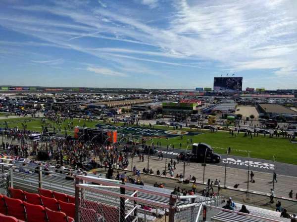 Texas Motor Speedway, section: PU104, row: 35, seat: 13
