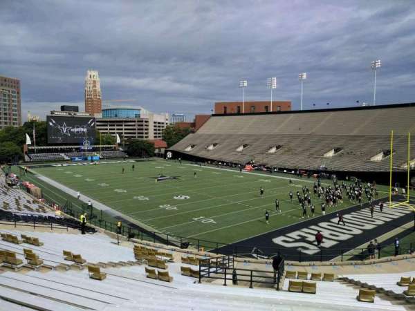 FirstBank Stadium, section: i, row: 28, seat: 7