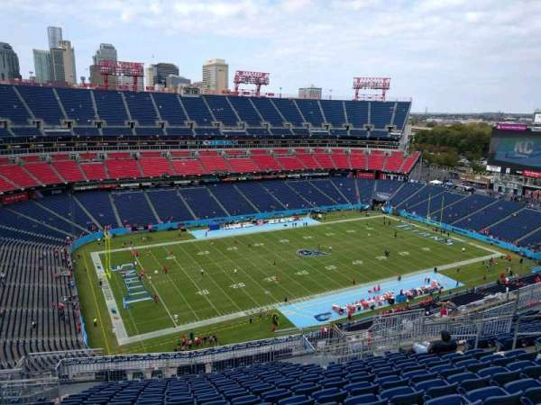 Nissan Stadium, section: 317, row: v, seat: 13