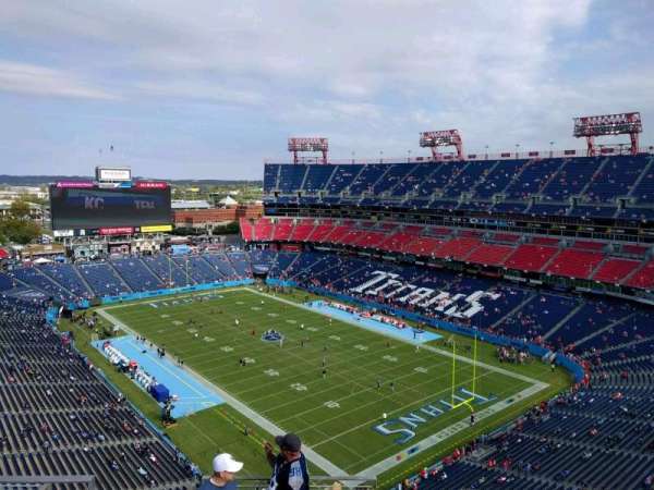 Nissan Stadium, section: 326, row: n, seat: 8
