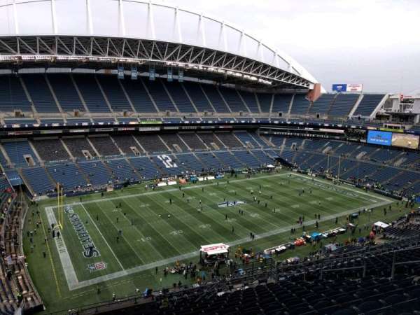 Lumen Field, section: 340, row: t, seat: 15