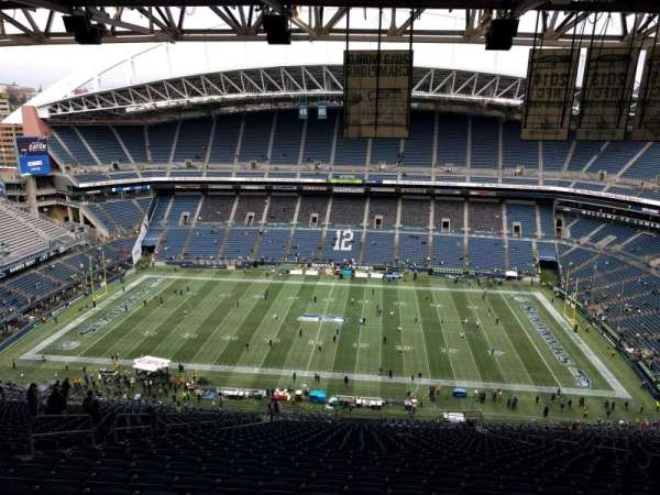 Lumen Field, section: 334, row: mm, seat: 14