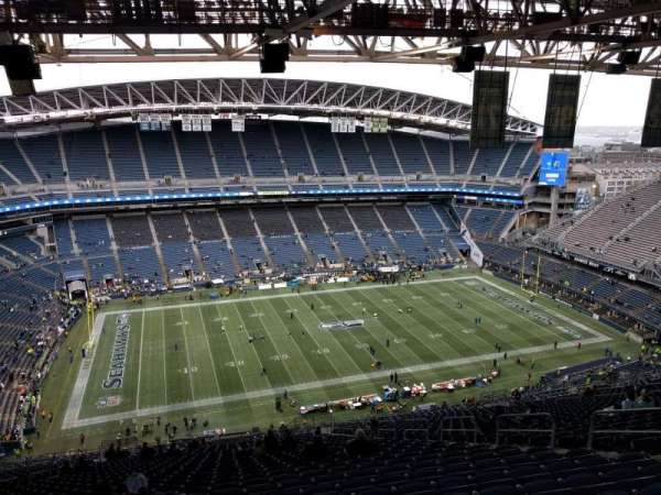 Lumen Field, section: 312, row: mm, seat: 11